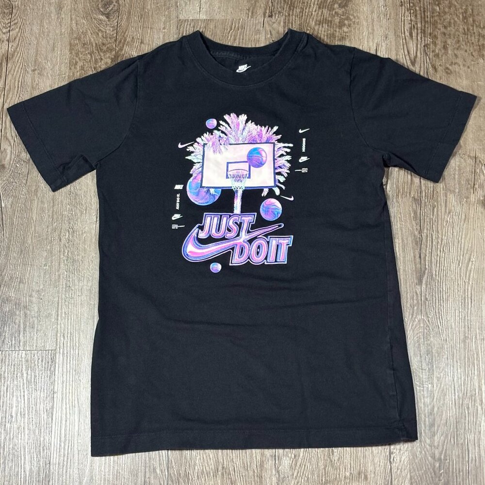 Nike Boys Iridescent Basketball Graphic T-Shirt